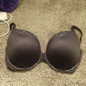 Victoria Secret Body Underwire Bra